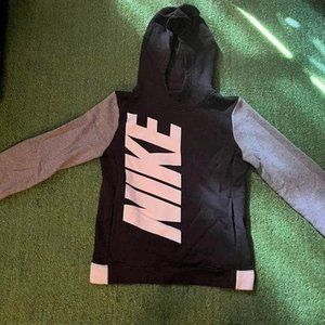 Youth Nike Sweatshirt size Med--Great condition--Sporty
